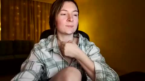 HumpyGrey online show from December 20, 2025, 6:26 pm