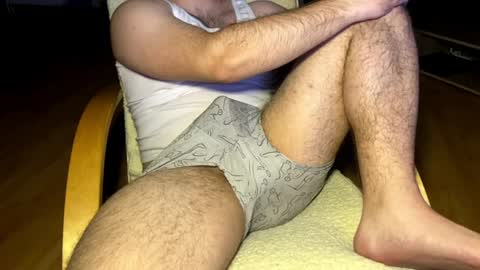 Snapshot of hundick_69 chatting on April 26, 2026, 9:23 pm hundick_69 online show from April 26, 2026, 9:23 pm