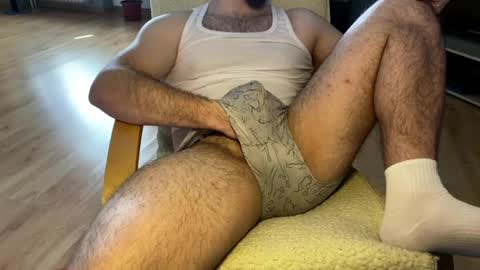 Snapshot of hundick_69 chatting on April 28, 2026, 8:41 am hundick_69 online show from April 28, 2026, 8:41 am