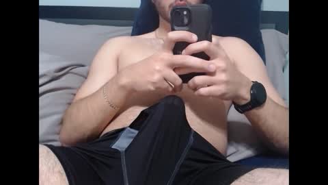 Snapshot of hungchungus420 chatting on January 31, 2025, 2:48 am HungChungus420 online show from January 31, 2025, 2:48 am