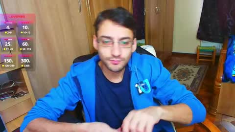 Snapshot of hungeddy chatting on December 2, 2024, 11:01 am Eddy online show from December 2, 2024, 11:01 am