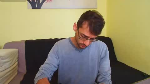 Snapshot of hungeddy chatting on October 9, 2025, 12:25 pm Eddy online show from October 9, 2025, 12:25 pm