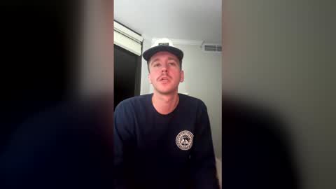 Snapshot of hungjohn222 chatting on March 22, 2026, 12:36 am hungjohn222 online show from March 22, 2026, 12:36 am