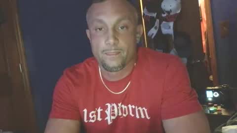 hunglikeray2286 online show from April 11, 2026, 5:01 am