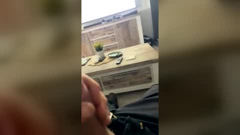 hungminer69 online show from June 17, 2026, 4:26 am