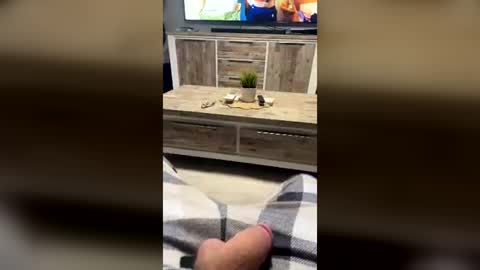 hungminer69 online show from June 27, 2026, 12:10 pm