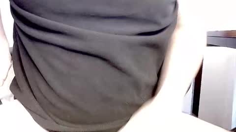 Snapshot of hungnuncutboy chatting on February 24, 2025, 2:15 pm hungnuncutboy online show from February 24, 2025, 2:15 pm