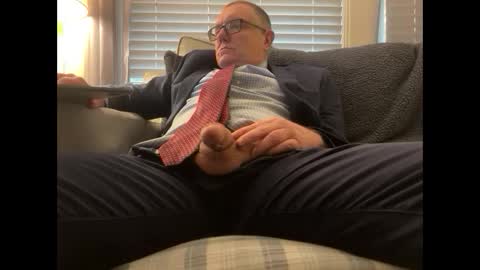 Snapshot of hungron9 chatting on September 9, 2025, 12:26 pm AARON online show from September 9, 2025, 12:26 pm