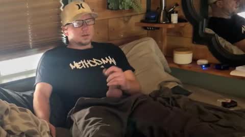 HuingsingleDad79 online show from December 26, 2024, 7:27 pm