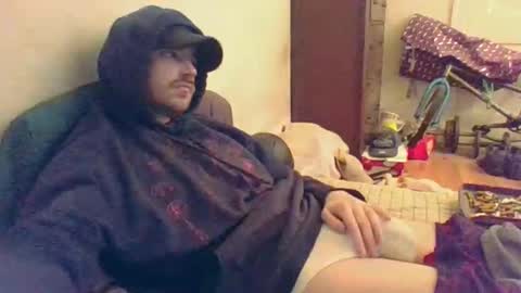 Snapshot of hungsubbb chatting on December 18, 2025, 2:39 am Boi online show from December 18, 2025, 2:39 am