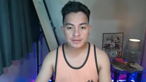 Snapshot of hunk_danny chatting on March 4, 2025, 10:35 am hunk_danny online show from March 4, 2025, 10:35 am