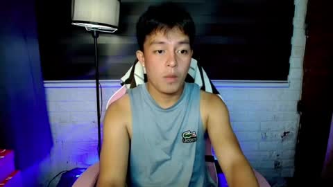 Snapshot of hunk_danny chatting on July 25, 2026, 3:15 am hunk_danny online show from July 25, 2026, 3:15 am