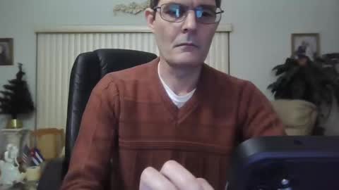 hunkmasclefad458 online show from December 9, 2024, 5:18 am