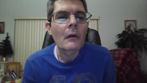 hunkmasclefad458 online show from December 15, 2024, 5:02 am