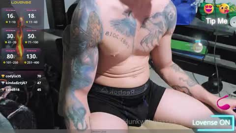 Wh8teboi online show from March 16, 2026, 5:44 am