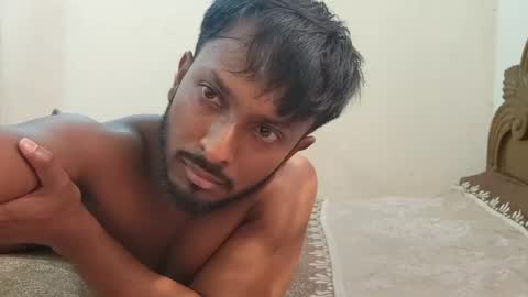 Snapshot of hunky_ariyaan chatting on April 17, 2026, 9:01 am Hunky Ariyaan online show from April 17, 2026, 9:01 am