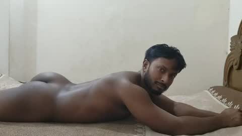 Snapshot of hunky_ariyaan chatting on May 8, 2026, 5:29 pm Hunky Ariyaan online show from May 8, 2026, 5:29 pm