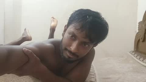 Snapshot of hunky_ariyaan chatting on May 10, 2026, 2:22 pm Hunky Ariyaan online show from May 10, 2026, 2:22 pm