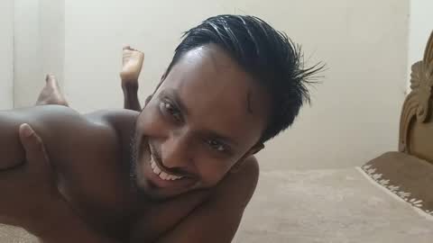 Snapshot of hunky_ariyaan chatting on May 14, 2026, 1:40 pm Hunky Ariyaan online show from May 14, 2026, 1:40 pm