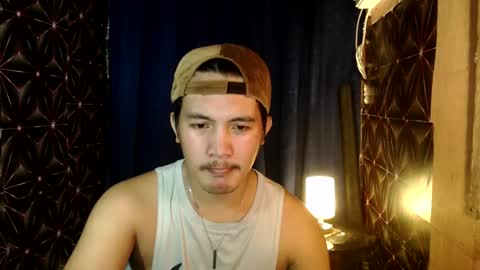 hunkylloyd online show from December 8, 2024, 9:35 am