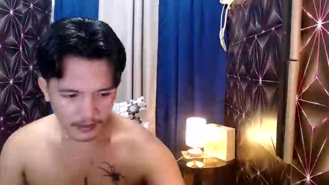 hunkylloyd online show from December 14, 2024, 2:45 am