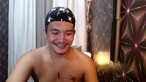 hunkylloyd online show from January 14, 2025, 5:30 am