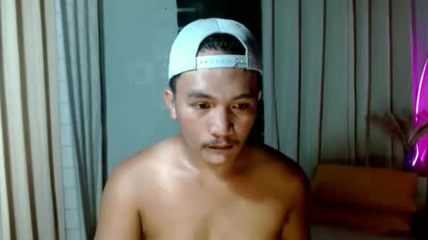 hunkylloyd online show from October 13, 2025, 5:18 am