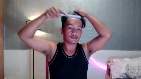 hunkylloyd online show from February 6, 2026, 3:33 am