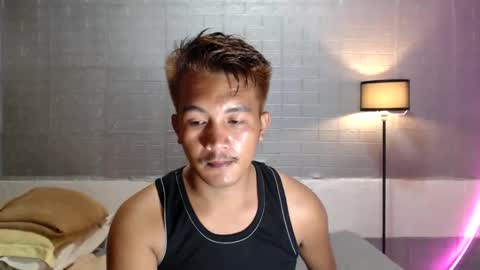 hunkylloyd online show from June 4, 2026, 9:15 am