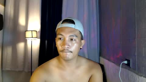 hunkylloyd online show from July 23, 2026, 7:17 am