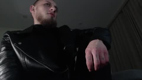 Snapshot of hunkytime chatting on March 4, 2025, 6:39 pm I AM NOT A DIRECTOR I AM THE BOSS KINGDADDYSIRSTR8ALPHAMASTER online show from March 4, 2025, 6:39 pm