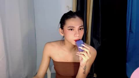 Snapshot of hunkyzeus chatting on December 24, 2024, 3:38 am hunkyzeus online show from December 24, 2024, 3:38 am