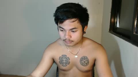 Snapshot of hunkyzeus chatting on January 5, 2025, 6:35 am hunkyzeus online show from January 5, 2025, 6:35 am