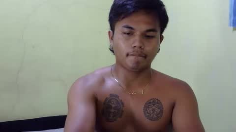 Snapshot of hunkyzeus chatting on October 7, 2025, 10:45 am hunkyzeus online show from October 7, 2025, 10:45 am