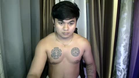 Snapshot of hunkyzeus chatting on June 28, 2026, 4:24 pm hunkyzeus online show from June 28, 2026, 4:24 pm