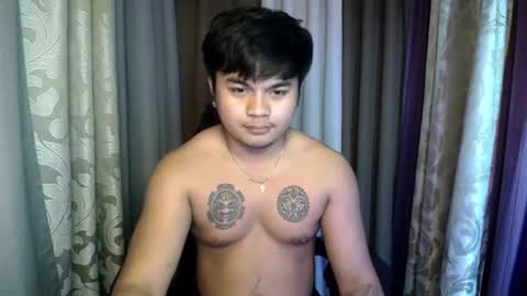 Snapshot of hunkyzeus chatting on July 7, 2026, 1:59 pm hunkyzeus online show from July 7, 2026, 1:59 pm