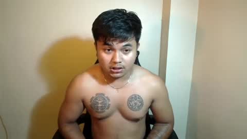 Snapshot of hunkyzeus chatting on July 31, 2026, 4:28 pm hunkyzeus online show from July 31, 2026, 4:28 pm