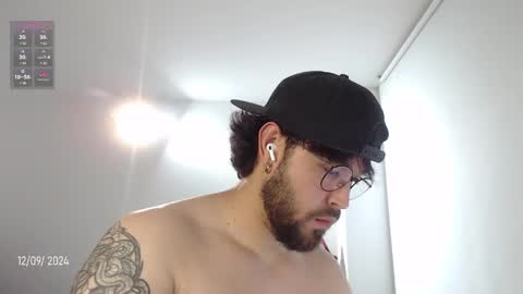 Snapshot of hunter_of_mn chatting on December 10, 2024, 1:11 am online show from December 10, 2024, 1:11 am