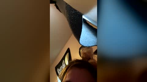 Snapshot of hunterbelle chatting on July 4, 2026, 9:21 pm hunterbelle online show from July 4, 2026, 9:21 pm