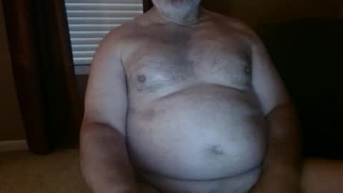 huntermark1 online show from May 5, 2026, 11:24 pm