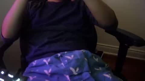 Hunterr online show from April 23, 2026, 4:35 am