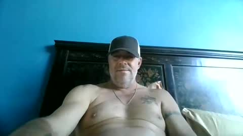 hunybager online show from October 22, 2025, 1:22 pm