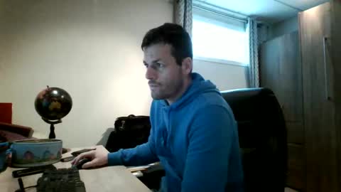 Snapshot of hurley7890 chatting on January 16, 2025, 3:24 pm hurley7890 online show from January 16, 2025, 3:24 pm