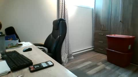 Snapshot of hurley7890 chatting on March 10, 2025, 6:56 pm hurley7890 online show from March 10, 2025, 6:56 pm