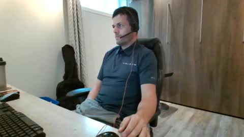 Snapshot of hurley7890 chatting on September 9, 2025, 1:43 pm hurley7890 online show from September 9, 2025, 1:43 pm