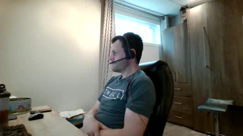 Snapshot of hurley7890 chatting on May 7, 2026, 1:05 pm hurley7890 online show from May 7, 2026, 1:05 pm