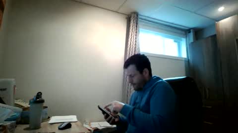 Snapshot of hurley7890 chatting on May 11, 2026, 4:04 pm hurley7890 online show from May 11, 2026, 4:04 pm