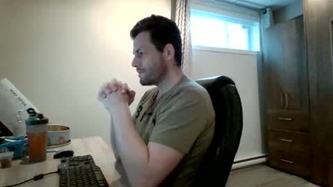 Snapshot of hurley7890 chatting on May 12, 2026, 12:35 pm hurley7890 online show from May 12, 2026, 12:35 pm