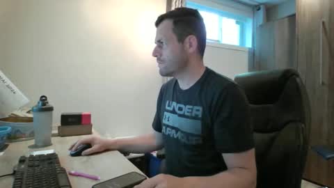 Snapshot of hurley7890 chatting on June 3, 2026, 2:33 pm hurley7890 online show from June 3, 2026, 2:33 pm