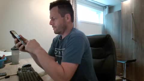 Snapshot of hurley7890 chatting on July 16, 2026, 2:45 pm hurley7890 online show from July 16, 2026, 2:45 pm